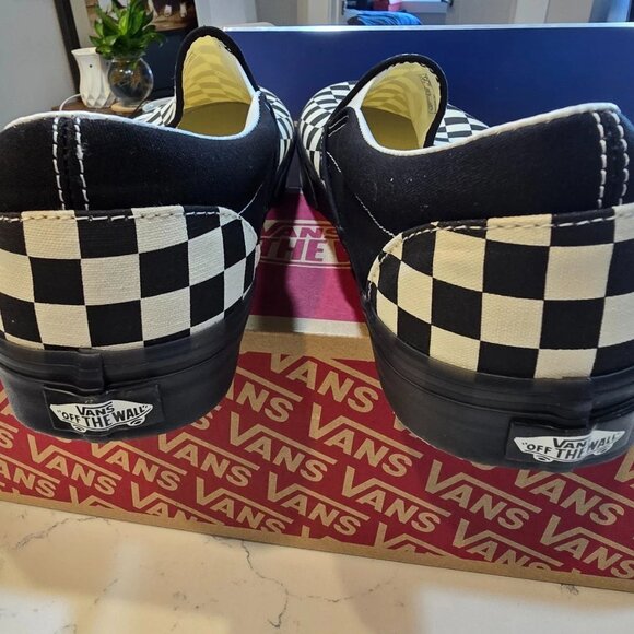 VANS Authentic Black White Checkerboard Classic Slip-On Shoe Mens Size 10.5 NEW - Picture 6 of 12